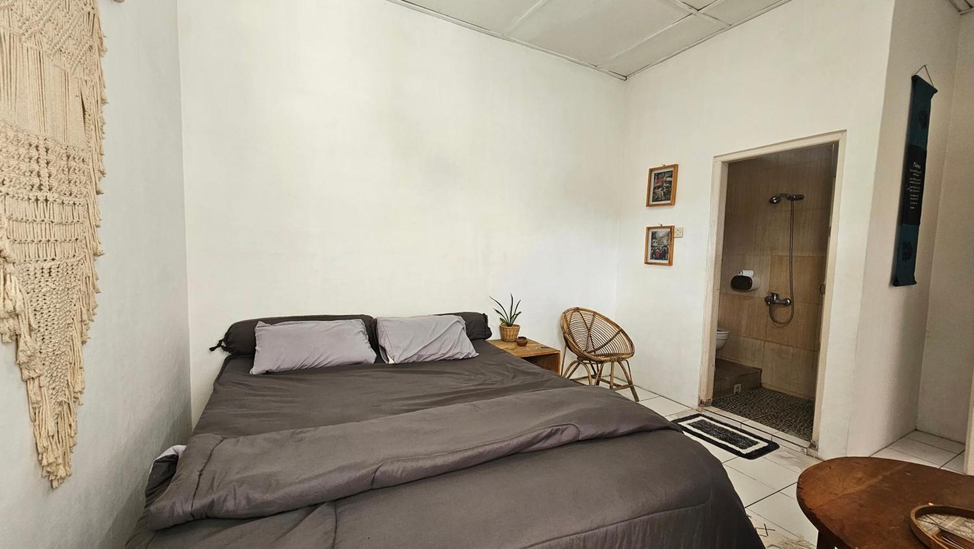 Oke Baik Hostel Yogyakarta Exteriör bild