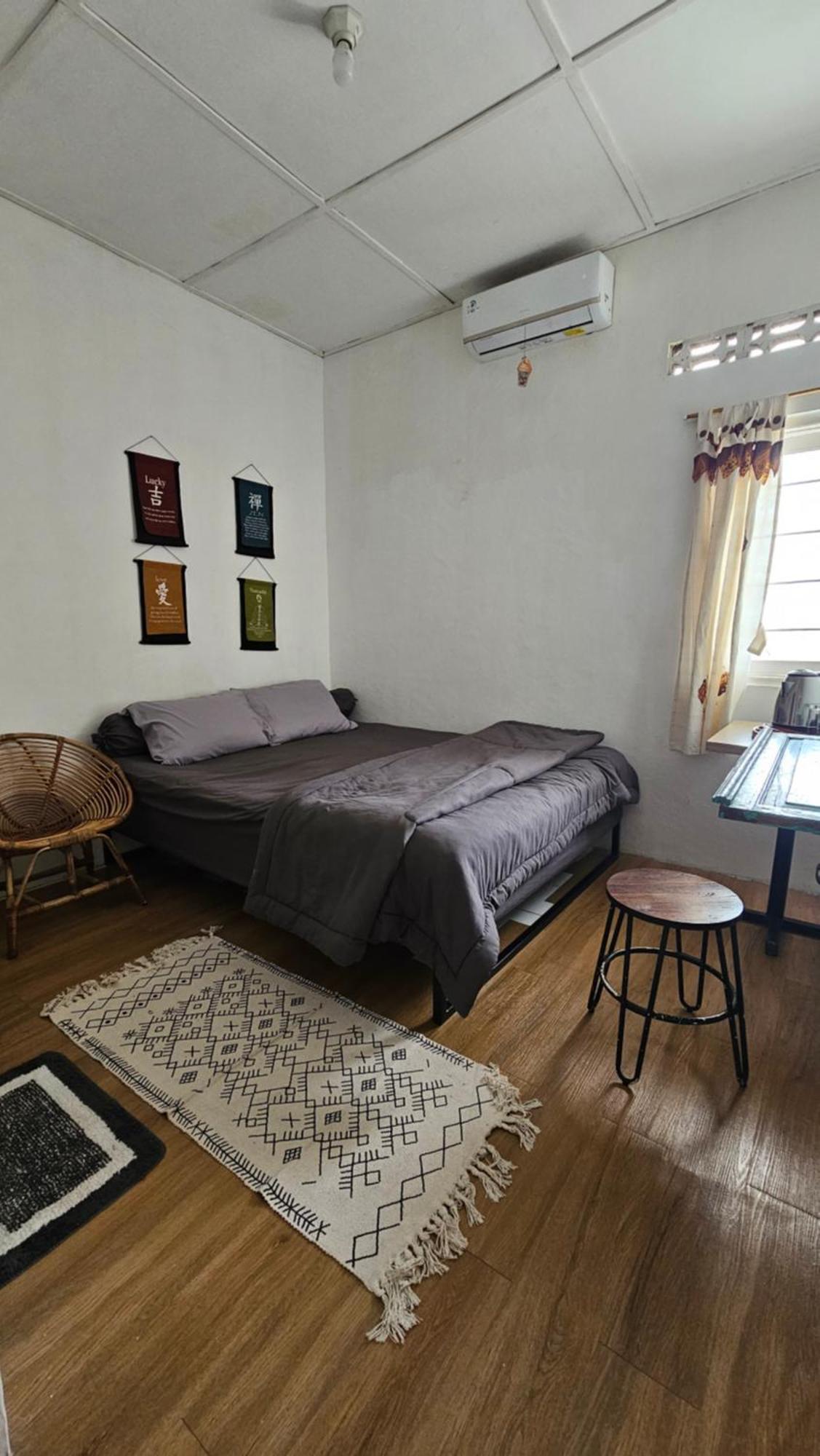 Oke Baik Hostel Yogyakarta Exteriör bild