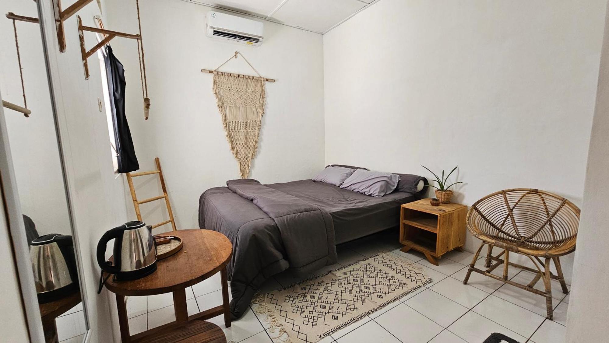 Oke Baik Hostel Yogyakarta Exteriör bild