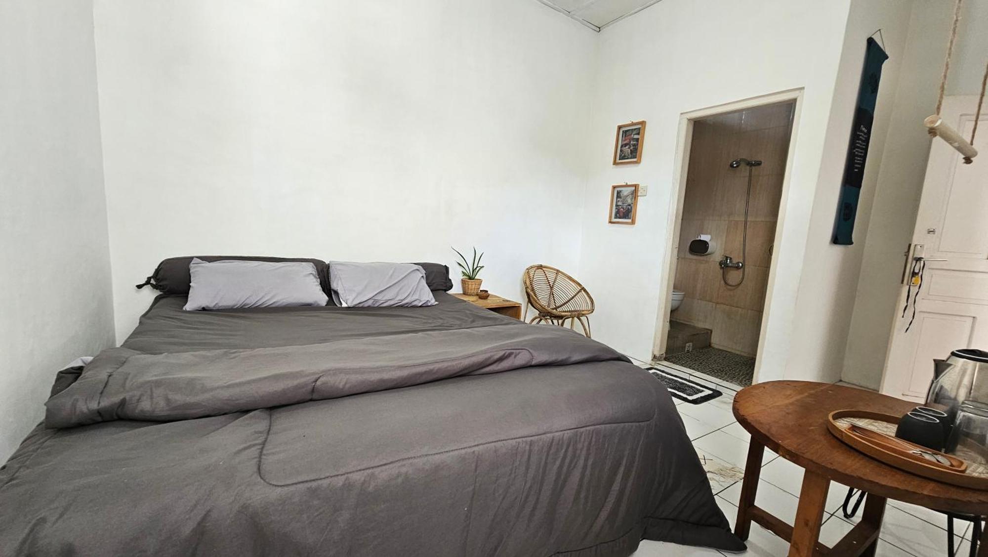 Oke Baik Hostel Yogyakarta Exteriör bild